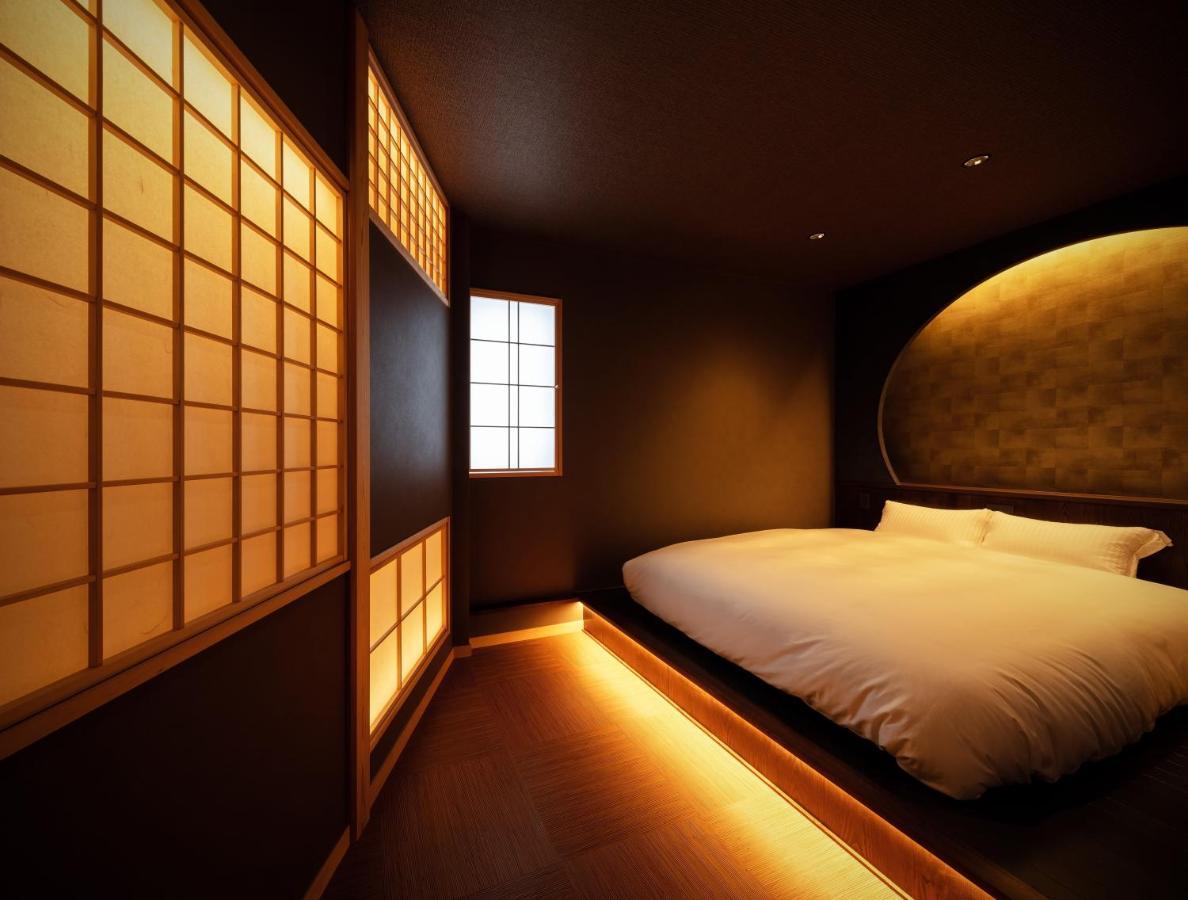 Villa 古今 天下茶屋 With A Private Parking Lot And A Half Open-Air Bath And Direct To Kix Osaka Exterior foto
